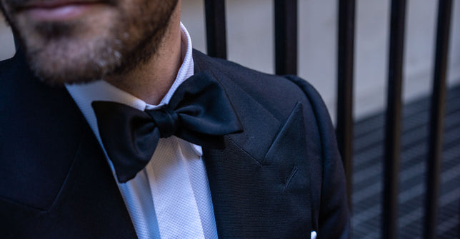 Dresswear, dress bow tie in black