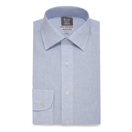 Tailored Fit Bank Collar Linen Double Cuff Shirt in Sky folded