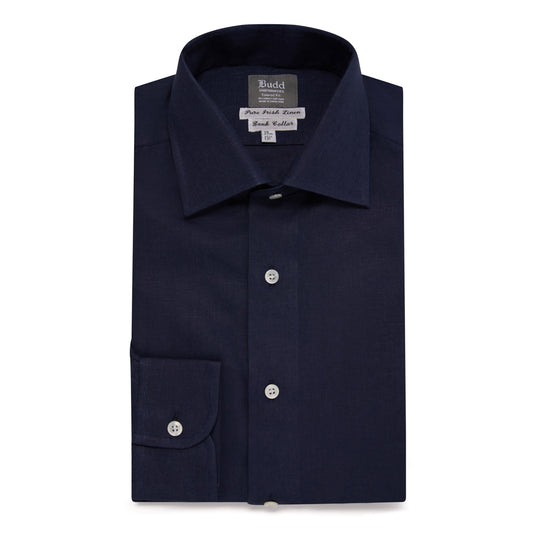 Tailored Fit Bank Collar Linen Double Cuff Shirt in Navy folded