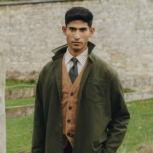 Wilton Scottish Cashmere Sleeveless Cardigan in Caramel Tan