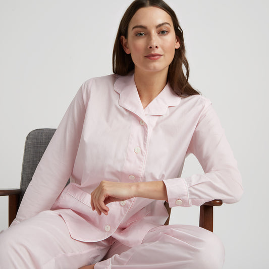 Plain Batiste Women's Pyjamas in Pink on model detail