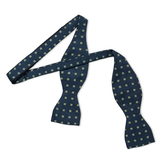 Motif Foulard Silk Thistle Bow Tie in Moss Green