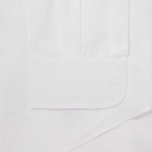 Tailored Fit Bank Collar Linen Double Cuff Shirt in White folded cuff